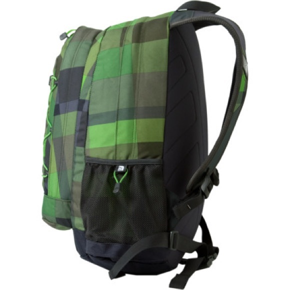 The North Face Vault Backpack - Picture 2 of 9